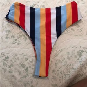 Cheeky bikini bottoms